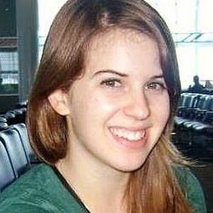 Meet your Posher, Caitlin